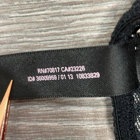 NWT Victoria’s Secret Low Rise Hiphugger Cotton Panty Ruched Lace Back Black S - Picture 9 of 13